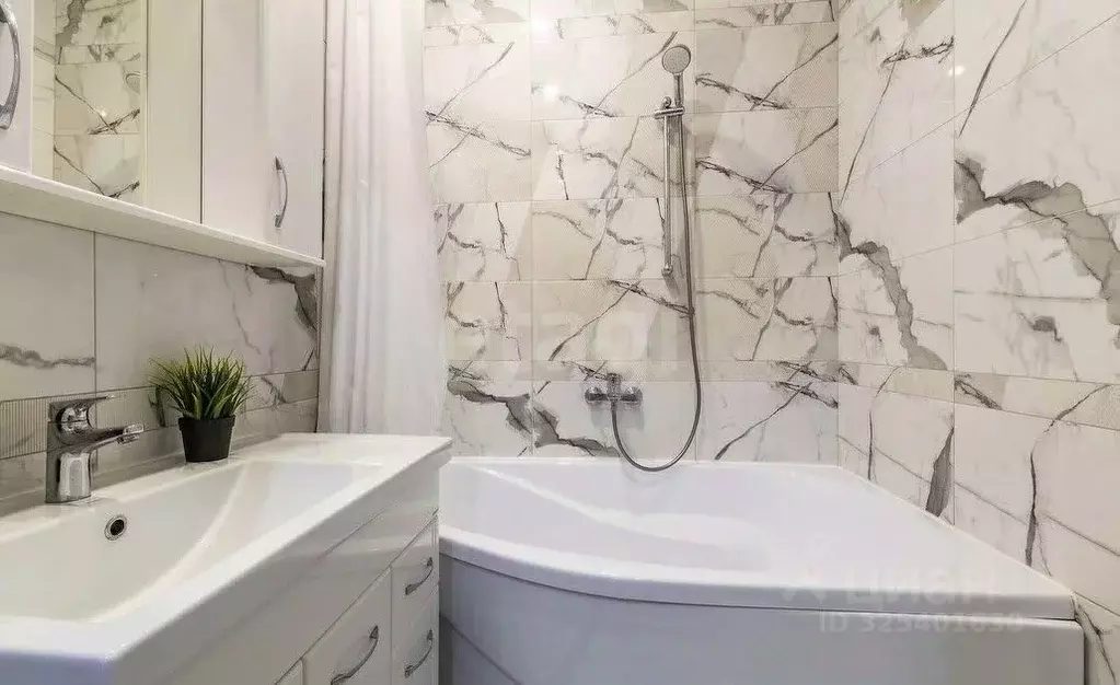 3-к кв. Свердловская область, Екатеринбург Вторчермет жилрайон, ул. ... - Фото 1