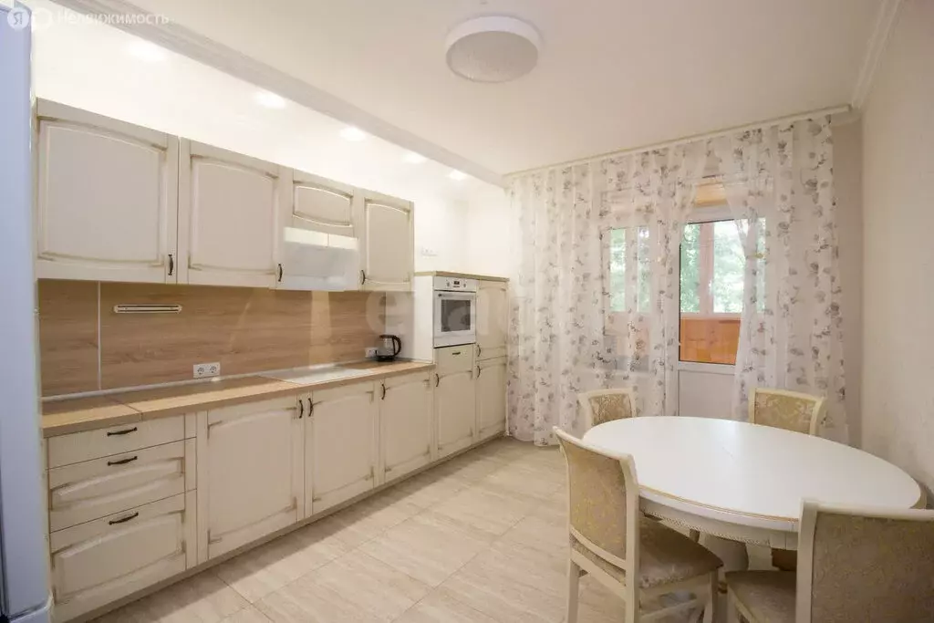 2-комнатная квартира: Калуга, улица Маршала Жукова, 23А (67.8 м) - Фото 1