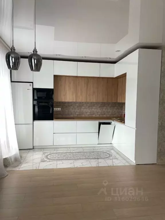 3-к кв. Красноярский край, Красноярск Взлетка мкр, ул. Весны, 34 ... - Фото 0