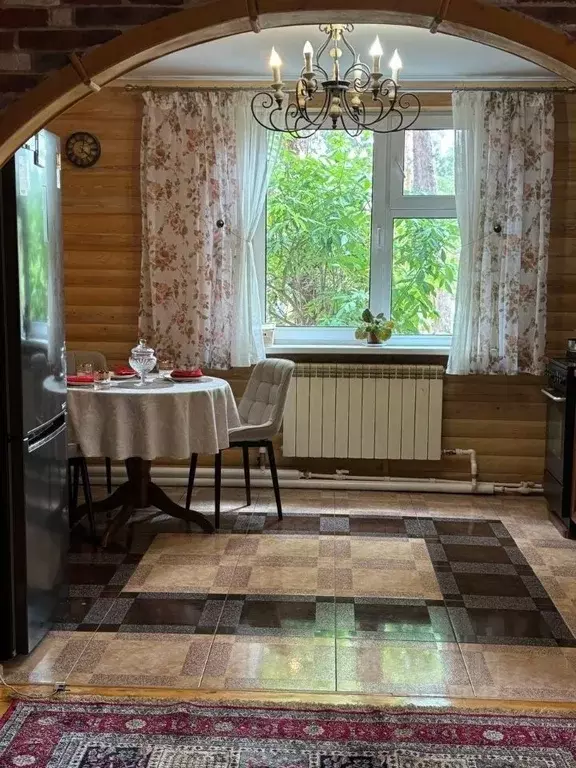 Дом в Саха (Якутия), Якутск пер. Зои Космодемьянской, 10 (115 м) - Фото 2