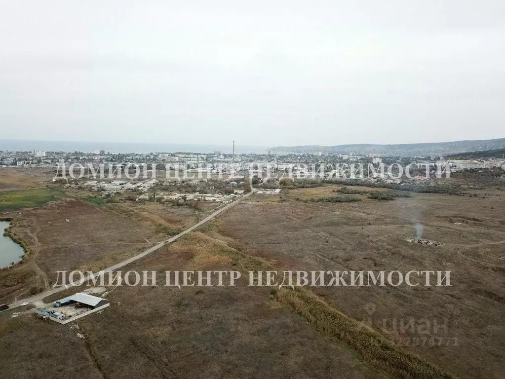 Участок в Крым, Феодосия ул. Космонавтов, 5 (8.4 сот.) - Фото 1