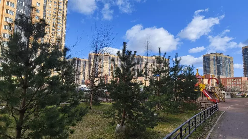 1-к кв. Санкт-Петербург пос. Парголово, ул. Михаила Дудина, 25к2 (41.7 ... - Фото 1