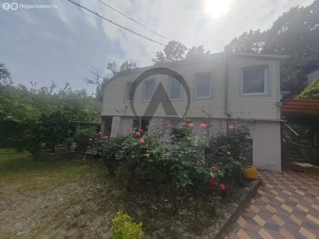 Дом в Туапсе, улица Новицкого (118.3 м) - Фото 1