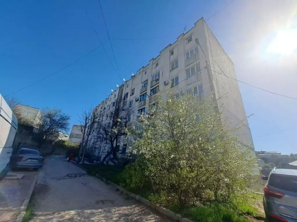 1-к кв. Севастополь ул. Лизы Чайкиной, 99К2 (29.6 м) - Фото 0