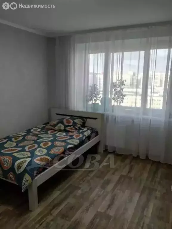 3-комнатная квартира: Тюмень, улица Монтажников, 42А (87.9 м) - Фото 1