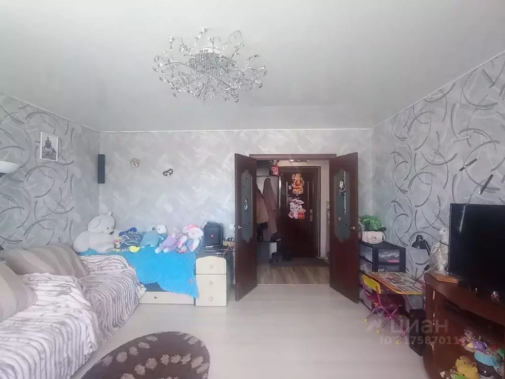 2-к кв. Кемеровская область, Мыски Притомский мкр, 17-й кв-л, 1 (52.2 ... - Фото 0