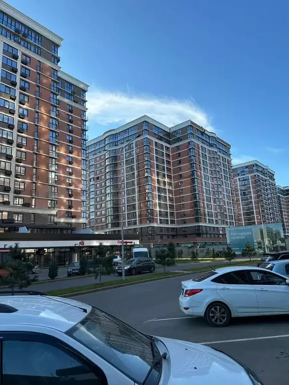 2-к. квартира, 57 м, 7/16 эт. - Фото 1