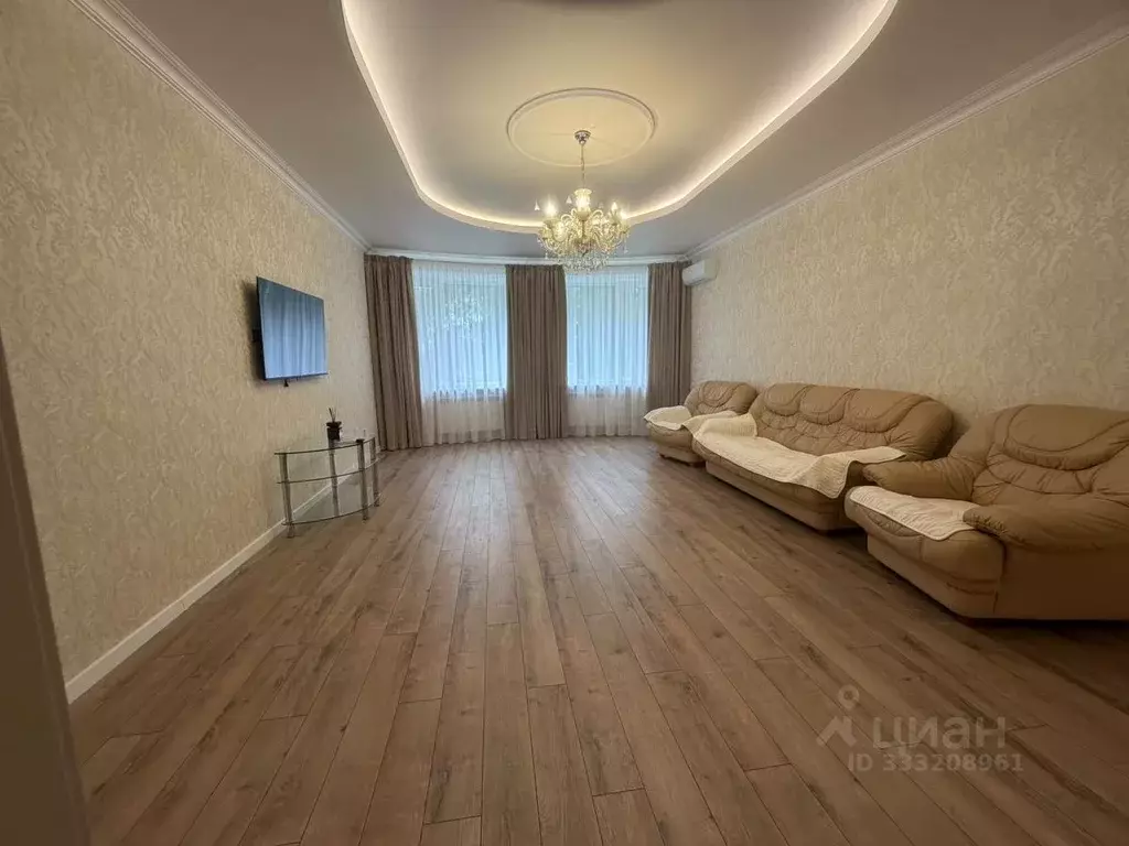3-к кв. Татарстан, Казань ул. Столярова, 7 (130.0 м) - Фото 1