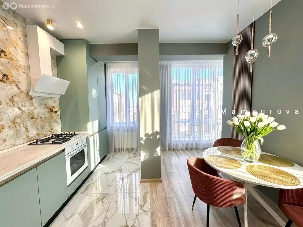 3-комнатная квартира: Владикавказ, улица Зураба Магкаева, 6Б (83 м) - Фото 1