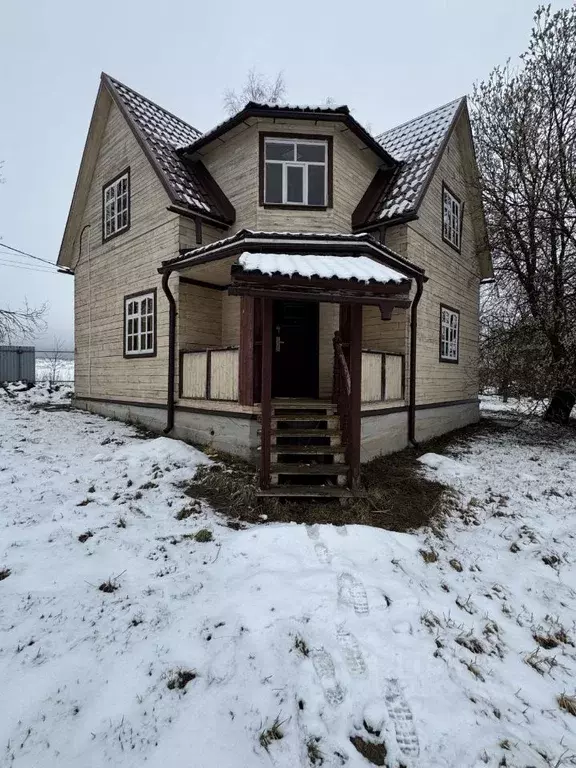 Дом в Калужская область, Боровский район, Совьяки с/пос, д. Загрязье ... - Фото 0
