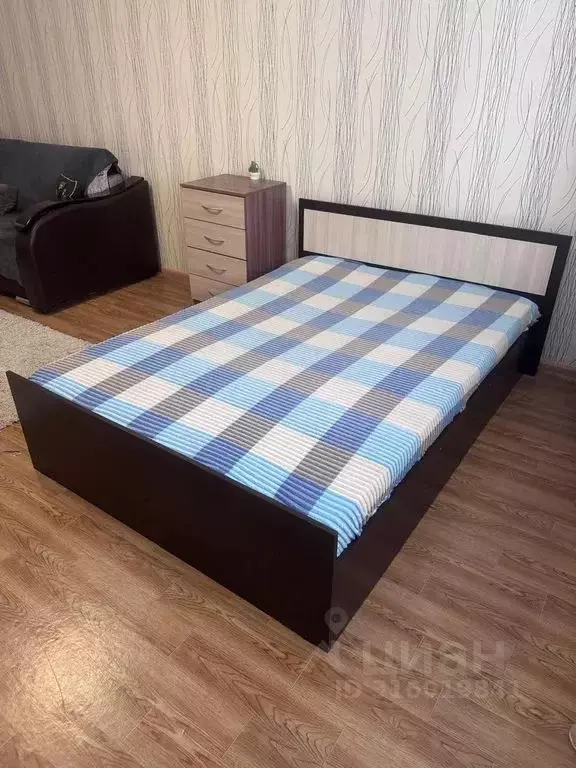 1-к кв. Пермский край, Чайковский ул. Азина, 27 (40.0 м) - Фото 0