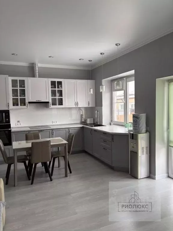 Таунхаус в Челябинская область, Магнитогорск ул. Тихая (136 м) - Фото 2