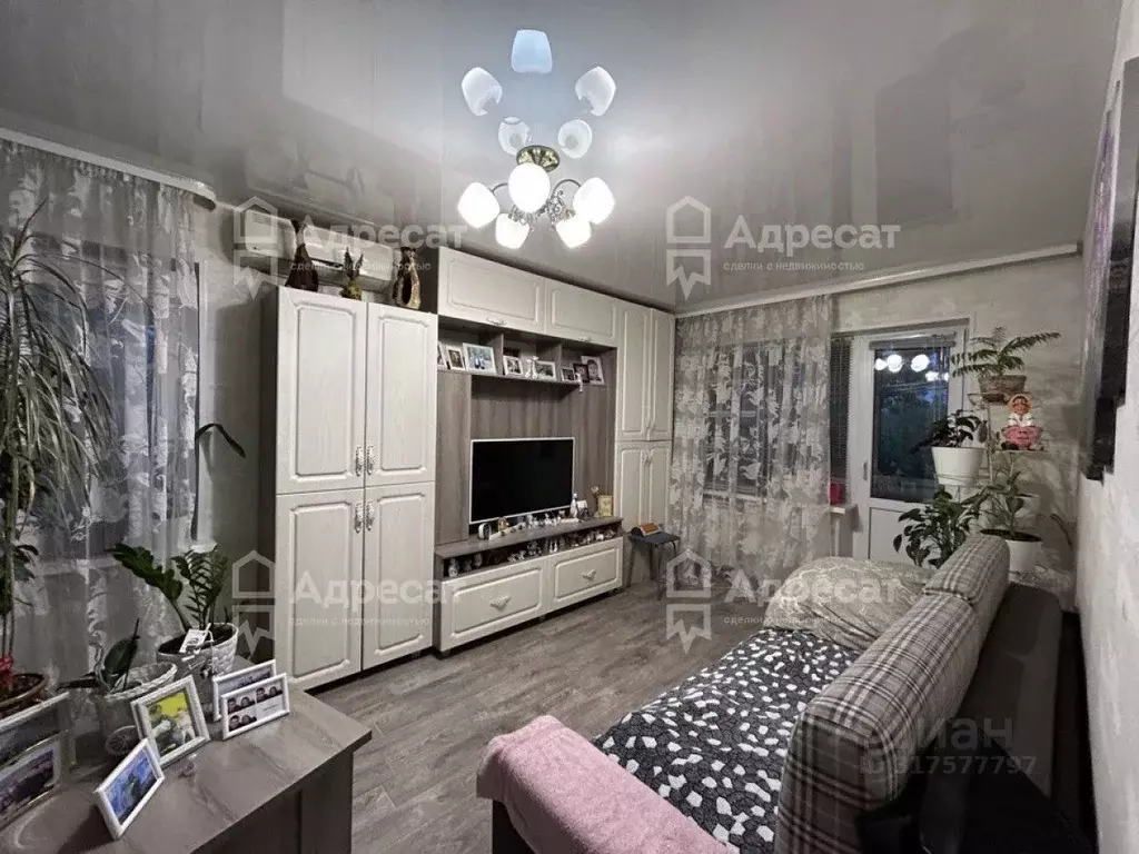 2-к кв. Волгоградская область, Волгоград ул. 64-й Армии, 34А (40.1 м) - Фото 0