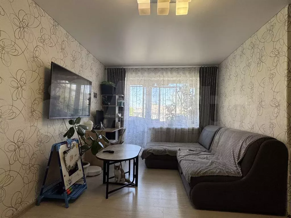 3-к. квартира, 57 м, 3/5 эт. - Фото 0