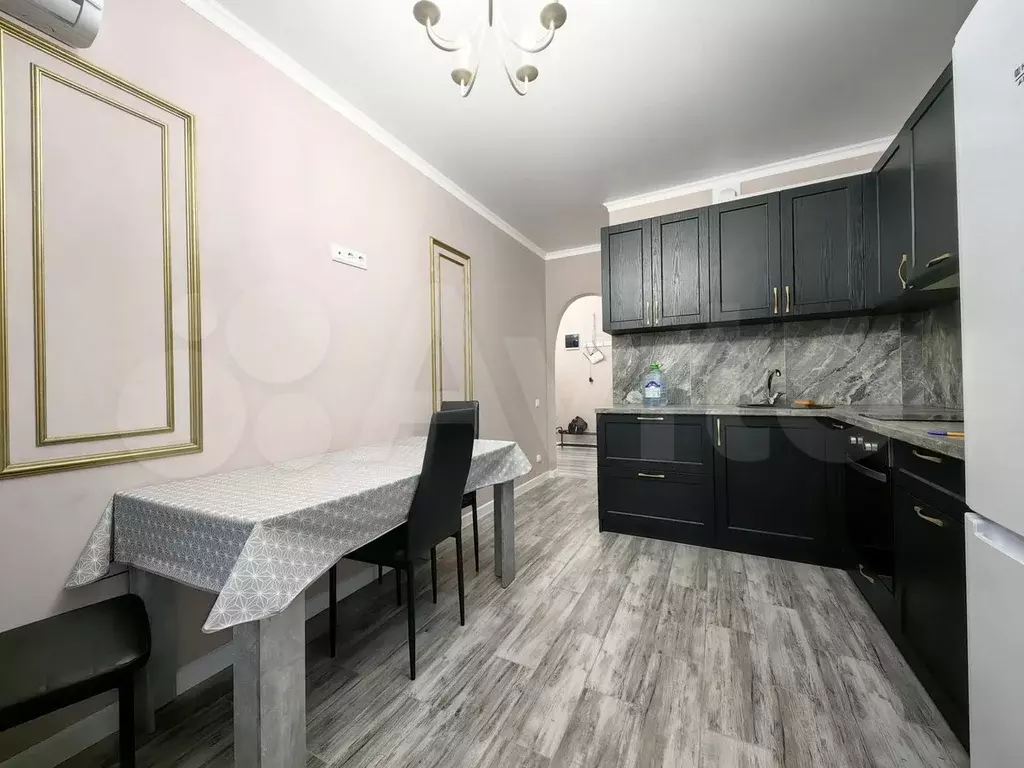 1-к. квартира, 49 м, 10/10 эт. - Фото 0