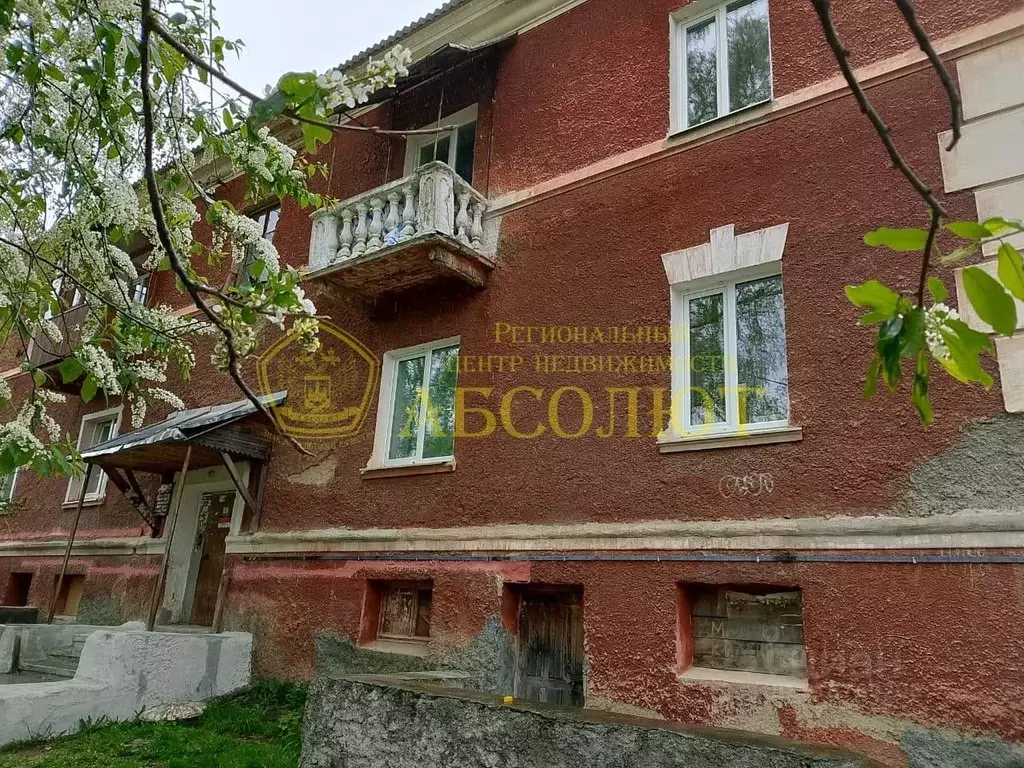 Свободной планировки кв. Свердловская область, Дегтярск ул. Комарова, ... - Фото 0