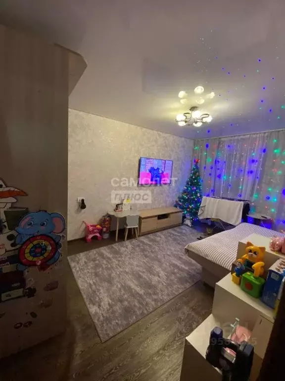 2-к кв. Ханты-Мансийский АО, Сургут ул. 60 лет Октября, 3 (40.2 м) - Фото 0