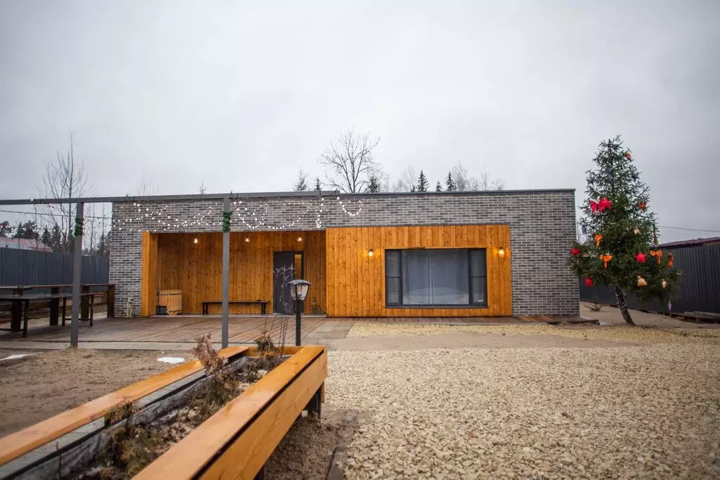 Дом в Ленинградская область, Тосненское городское поселение, Ударник ... - Фото 1