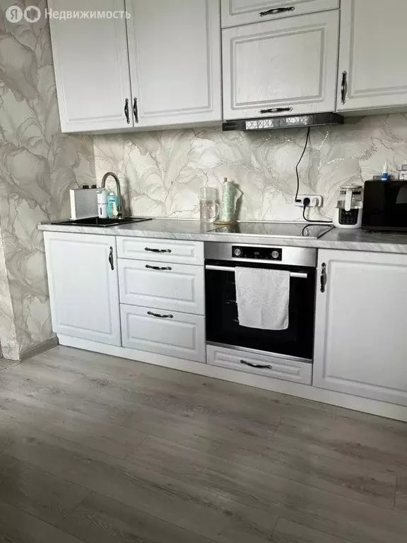 3-комнатная квартира: Еманжелинск, улица Шахтёра, 181 (70 м) - Фото 0