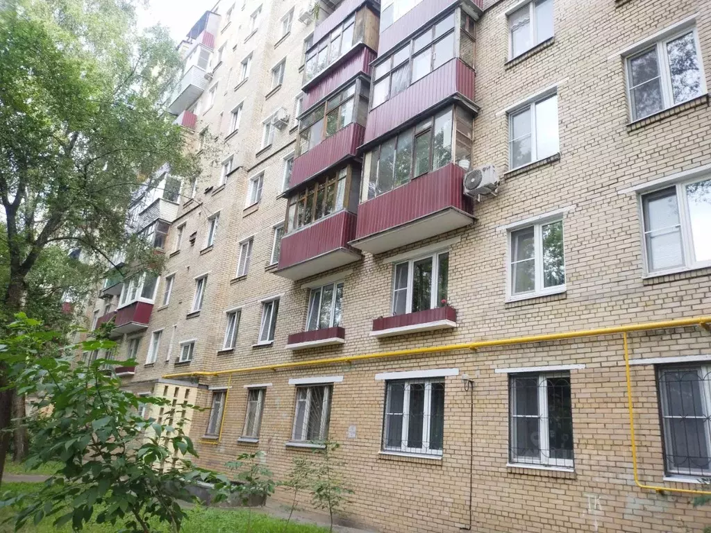 Комната Москва ул. Молостовых, 11К1 - Фото 1