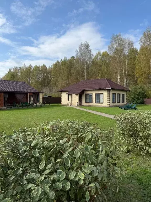 Дом в Ярославская область, Некрасовский муниципальный округ, д. ... - Фото 1