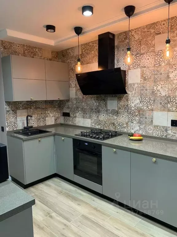 3-к кв. Краснодарский край, Сочи ул. Ленина, 10 (73.0 м) - Фото 1