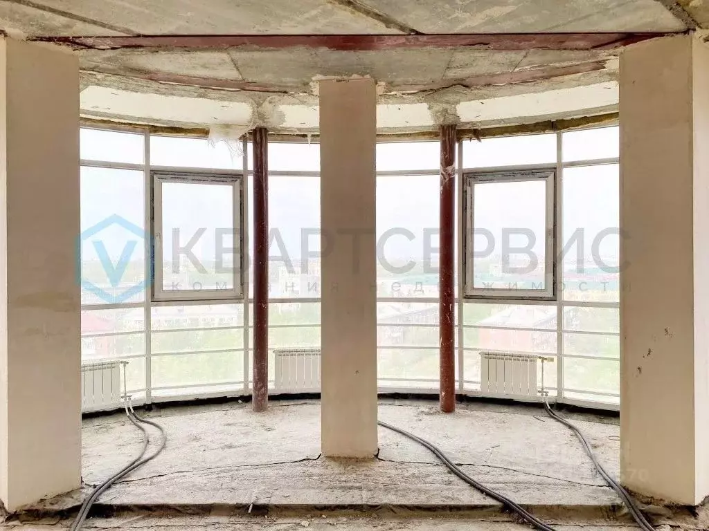 4-к кв. Омская область, Омск ул. Петра Ильичева, 1/1 (145.9 м) - Фото 1