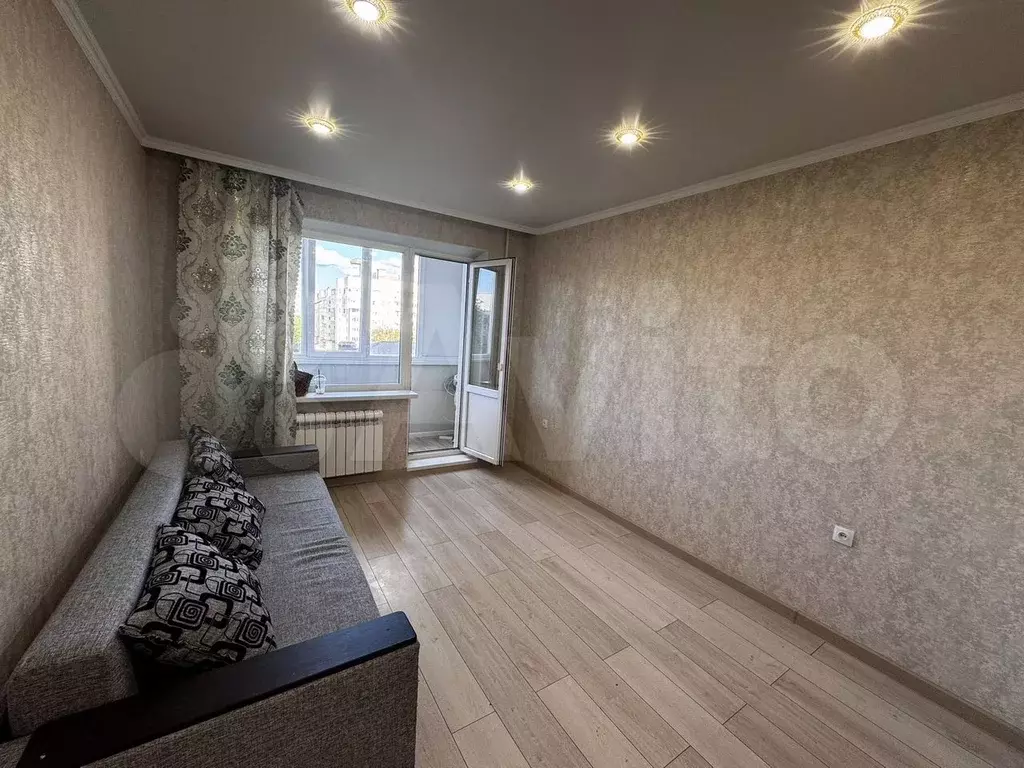 2-к. квартира, 45 м, 4/9 эт. - Фото 0
