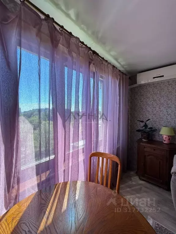 2-к кв. Татарстан, Набережные Челны 7-й комплекс, бул. 60-летия ... - Фото 1