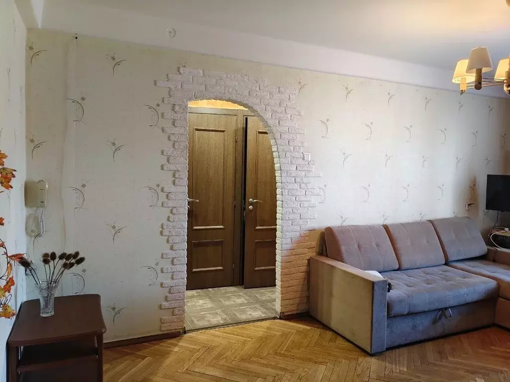 3-к кв. Санкт-Петербург ул. Добровольцев, 62К2 (57.0 м) - Фото 1