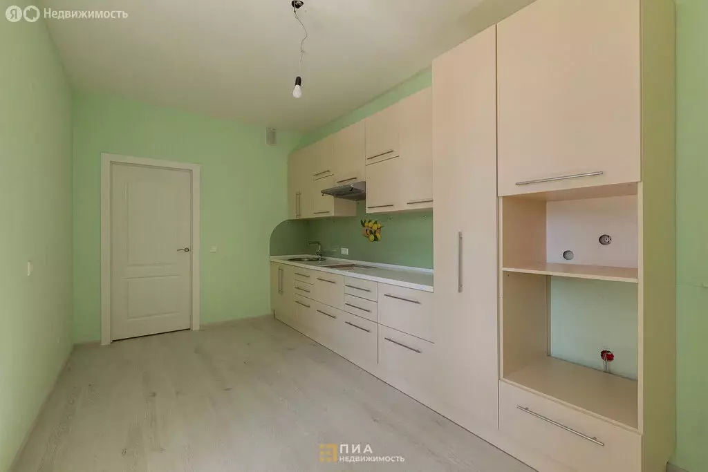 3-комнатная квартира: Санкт-Петербург, Среднерогатская улица, 9 (83 м) - Фото 2