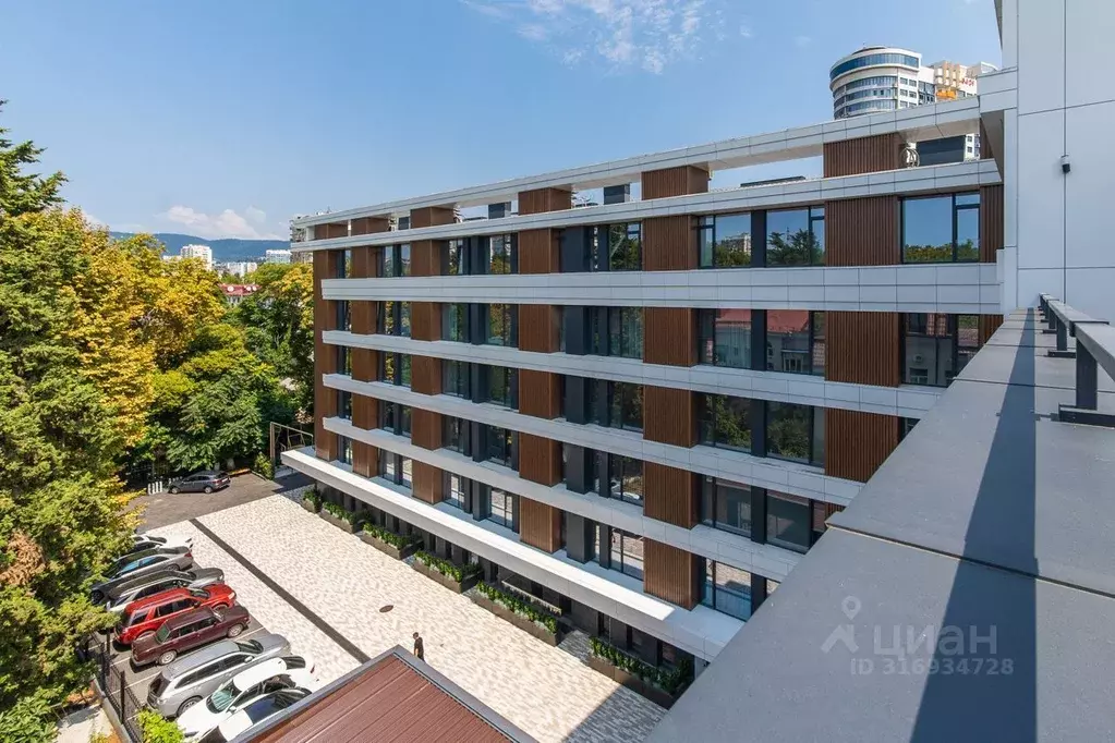 2-к кв. Краснодарский край, Сочи ул. Конституции СССР, 18В (52.0 м) - Фото 1