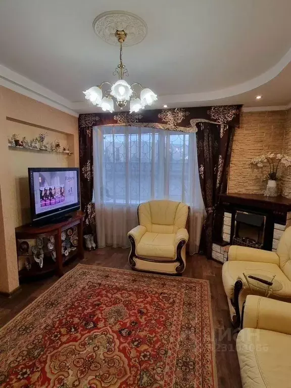 3-к кв. Омская область, Омск ул. Масленникова, 64 (71.0 м) - Фото 1