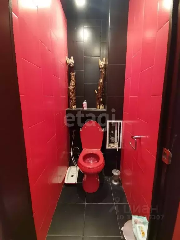 3-к кв. Свердловская область, Екатеринбург ул. Крестинского, 37к2 ... - Фото 1