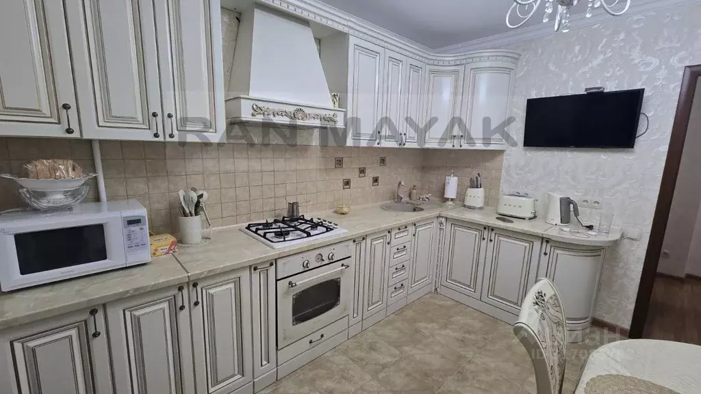2-к кв. Адыгея, Майкоп ул. Юннатов, 2Е (60.0 м) - Фото 1
