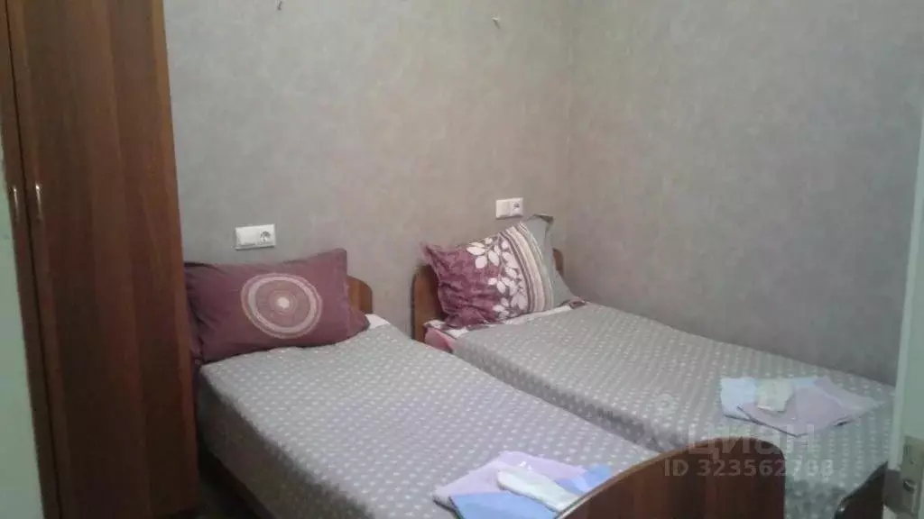 Комната Санкт-Петербург ул. Коммуны, 64 (10.0 м) - Фото 2