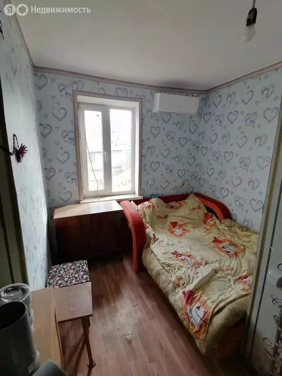 Квартира-студия: Ейск, улица Карла Маркса, 13/1 (15 м) - Фото 0