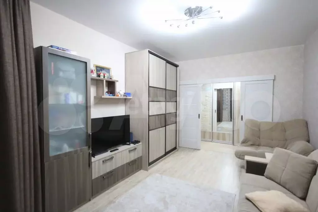 3-к. квартира, 66,7 м, 2/9 эт. - Фото 1