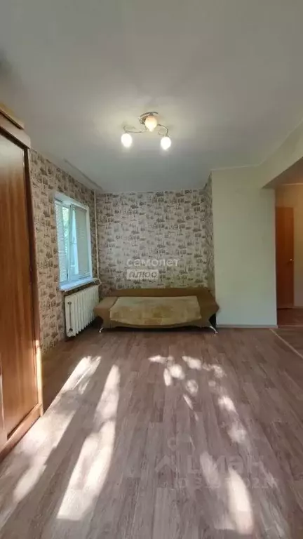 1-к кв. Волгоградская область, Волгоград ул. 64-й Армии, 34Б (33.0 м) - Фото 0