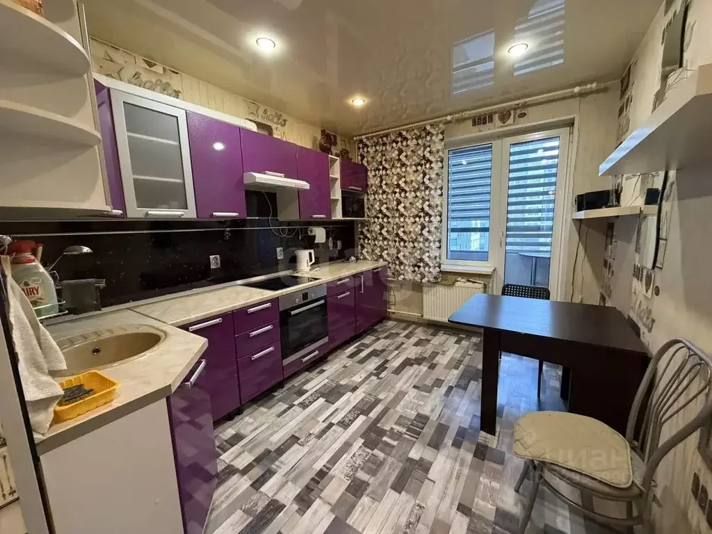 3-к кв. Санкт-Петербург ул. Маршала Казакова, 68к1 (75.3 м) - Фото 1