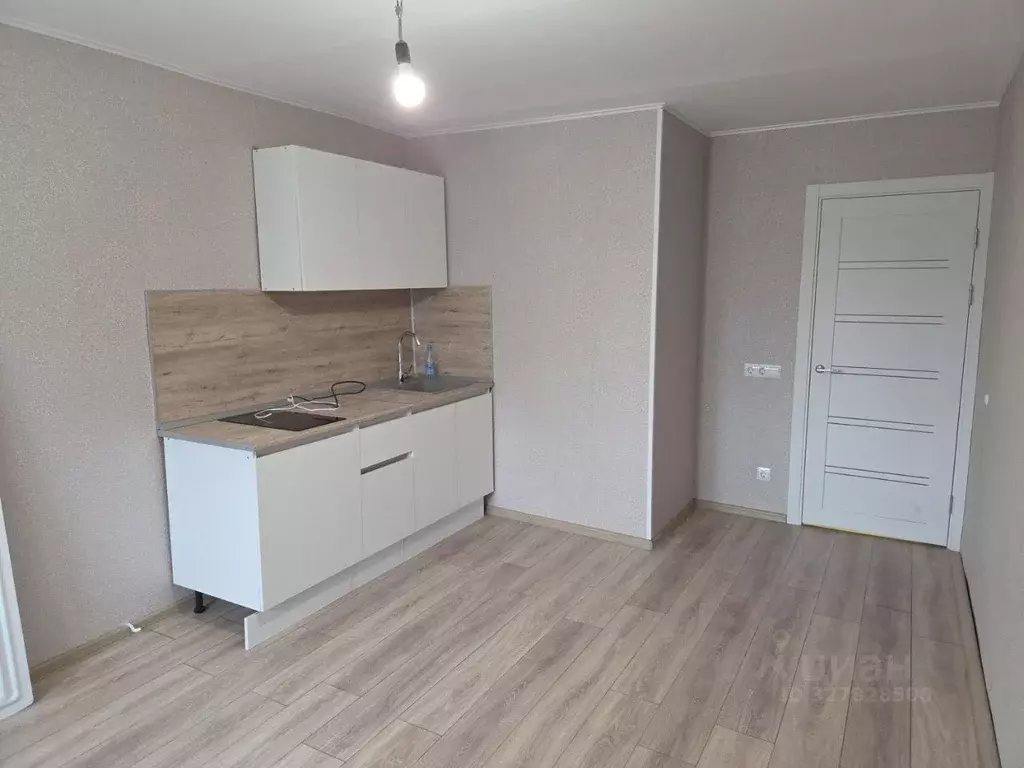 2-к кв. Омская область, Омск просп. Космический, 97Ак2 (39.0 м) - Фото 1