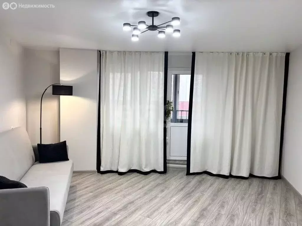 2-комнатная квартира: Киров, Мостовицкая улица, 4к1 (62.7 м) - Фото 2