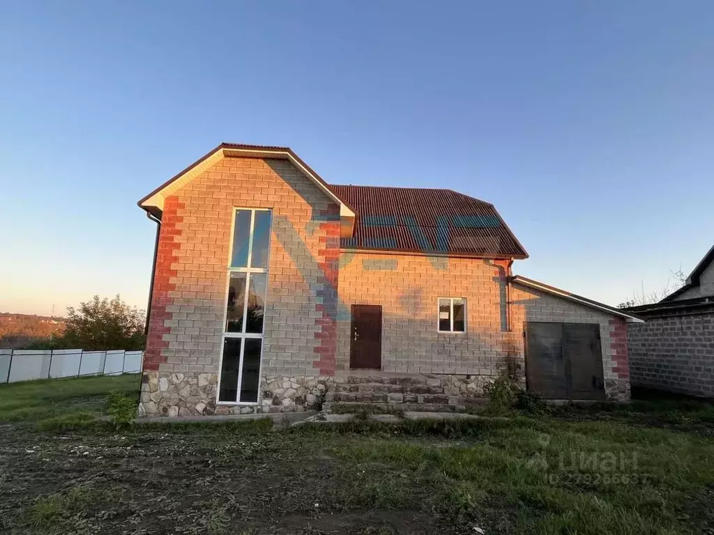 Дом в Белгородская область, Белгородский район, Тавровское с/пос, с. ... - Фото 1