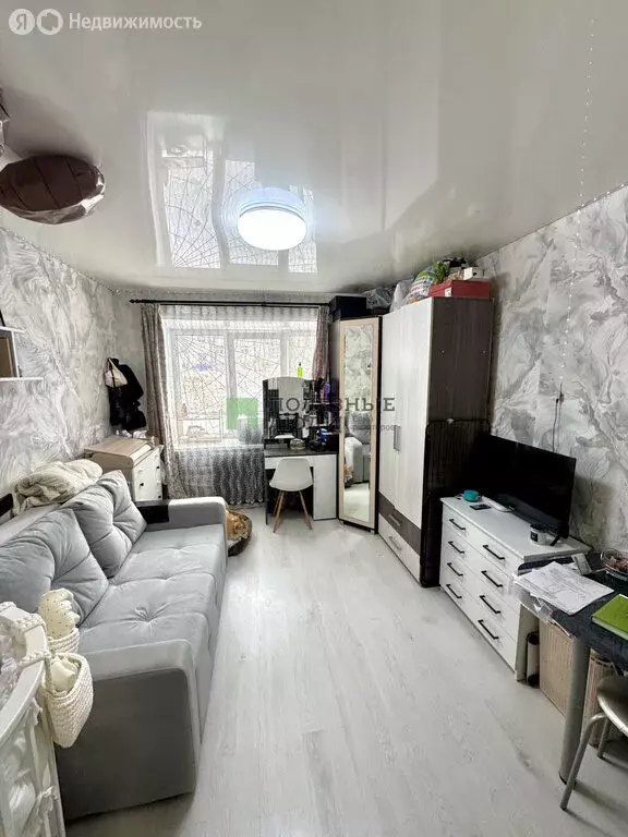 1к в 17-комнатной квартире (16.8 м) - Фото 1