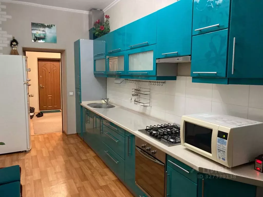 2-к кв. Севастополь просп. Героев Сталинграда, 63 (80.0 м) - Фото 1