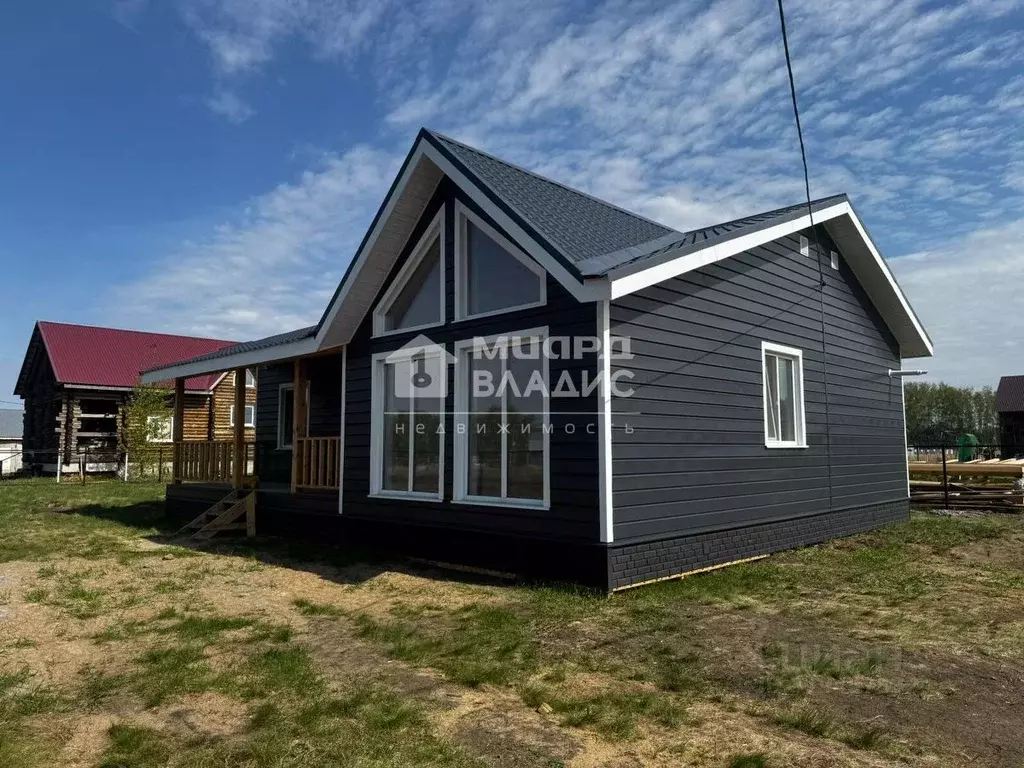 Дом в Омская область, Омский район, с. Усть-Заостровка  (120 м) - Фото 0