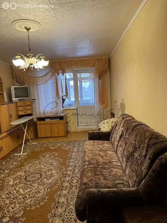 2-комнатная квартира: Старый Оскол, Стадионный переулок, 2 (90 м) - Фото 1
