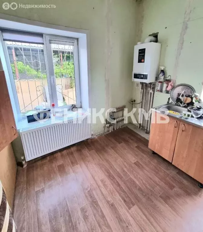 Дом в посёлок Свободы, Фиалковая улица (180 м) - Фото 2