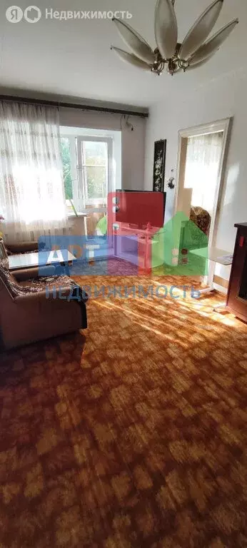2-комнатная квартира: Нижний Тагил, улица Коминтерна, 52 (41.8 м) - Фото 0