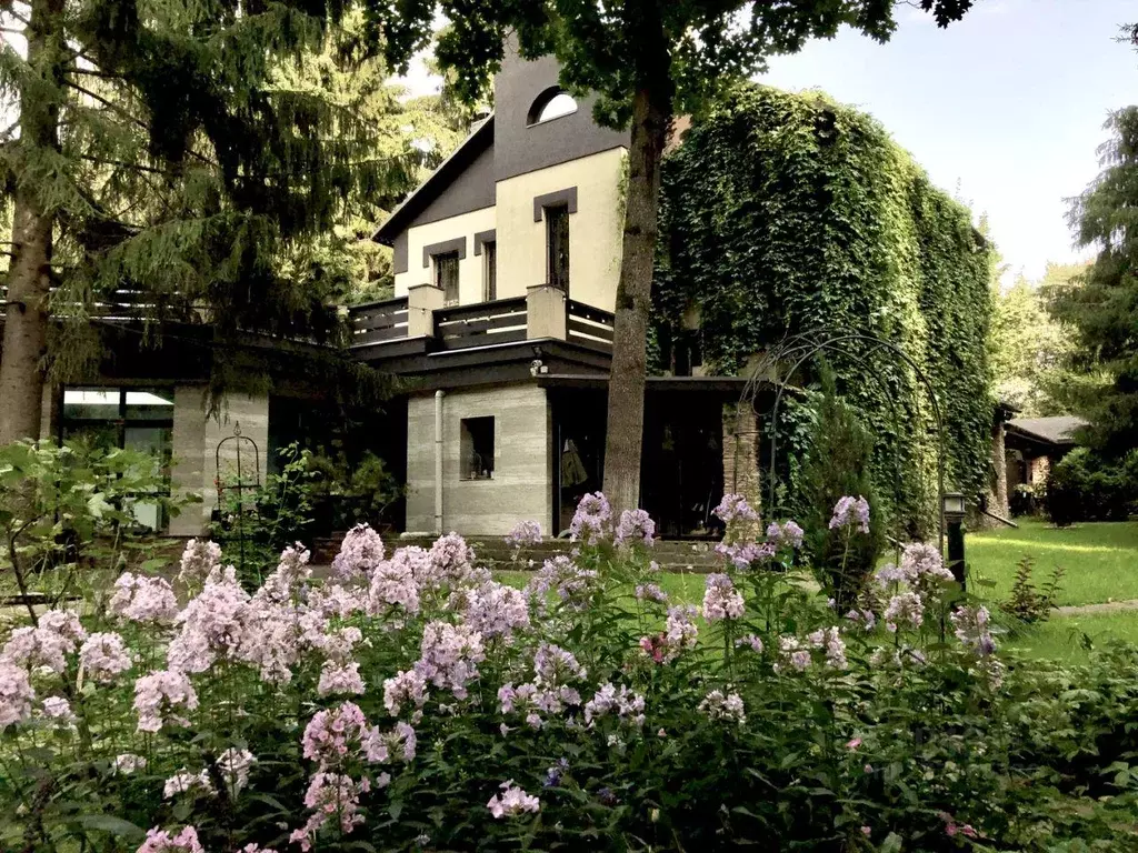 Дом, 400 м - Фото 1